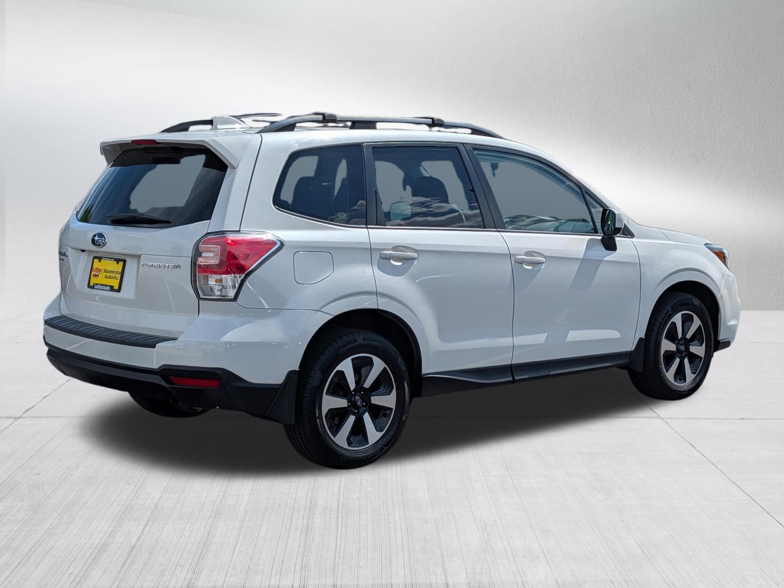 Used 2018 Crystal White Pearl Subaru Premium image 7
