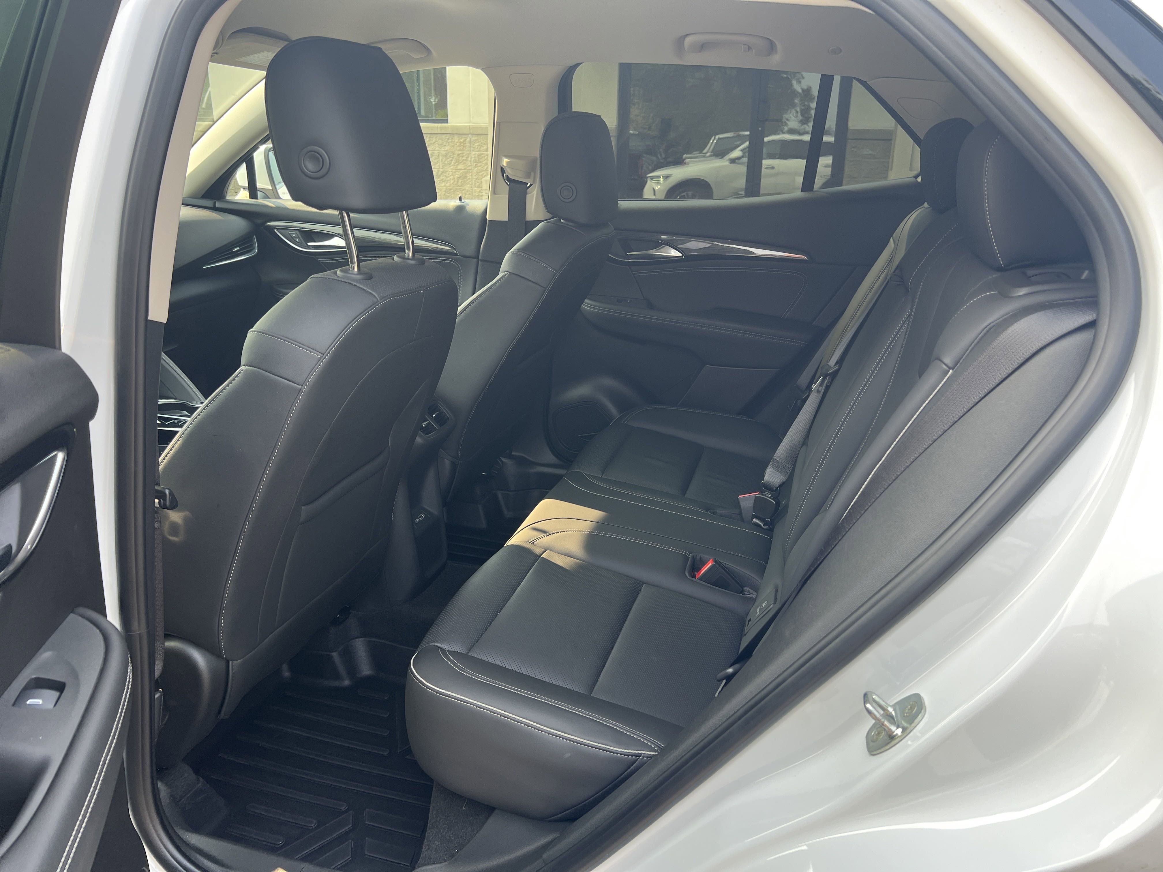 2023 Buick Envision Essence - Photo 11