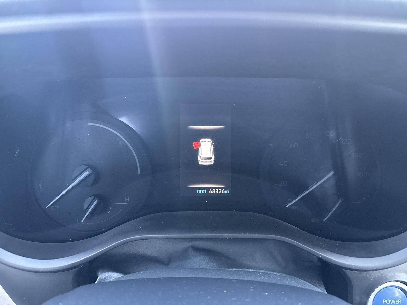 Certified 2023 Toyota Sienna LE with VIN 5TDBRKECXPS139427 for sale in Kansas City