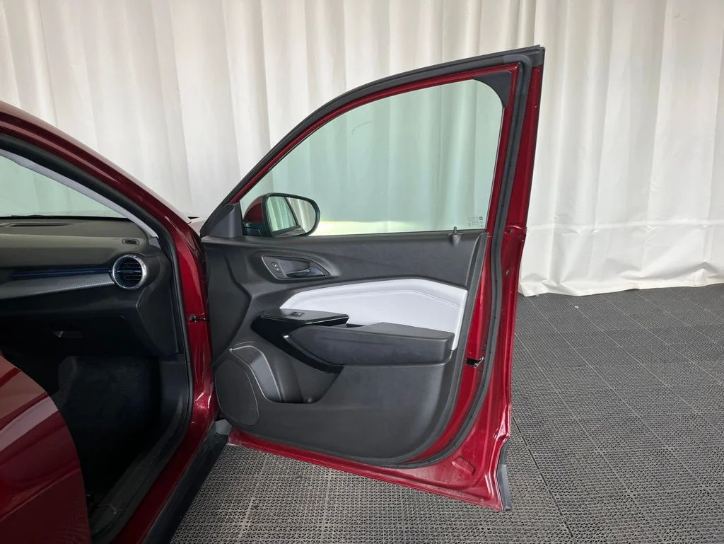 Used 2024 Red Chevrolet LT image 18