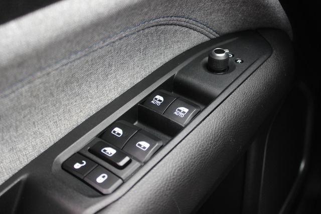 Used 2024 White Jeep Latitude image 17