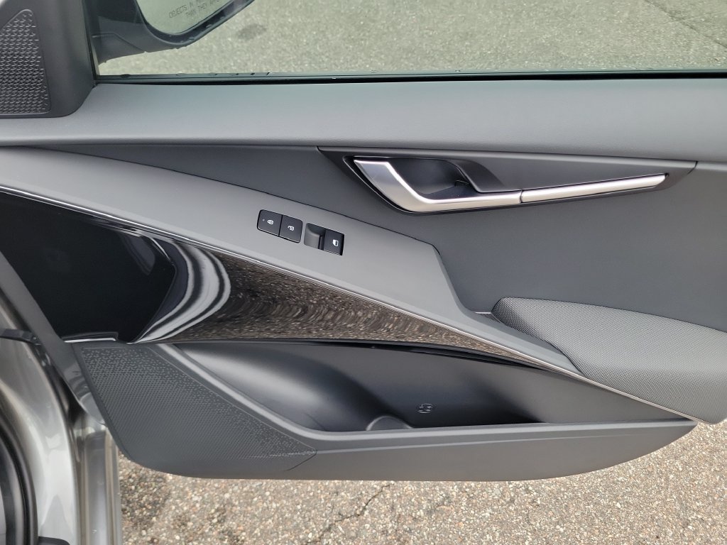New 2026 Steel Gray Kia EX image 10