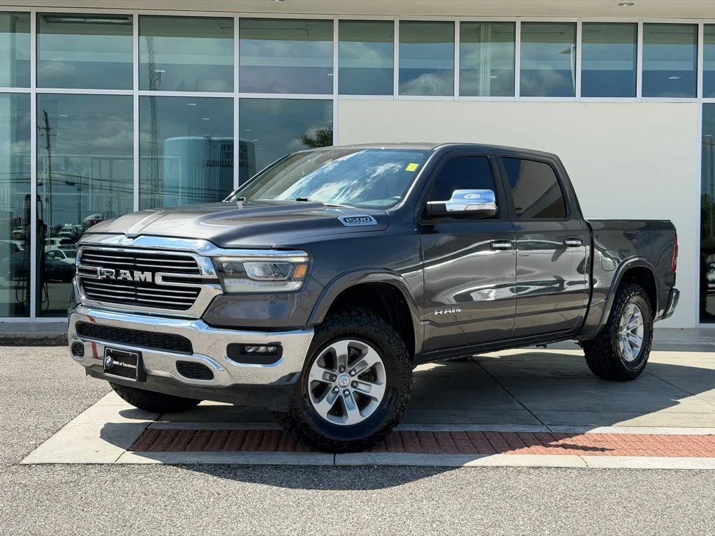 2022 RAM 1500 Laramie 4x4 Crew Cab 5'7's photo