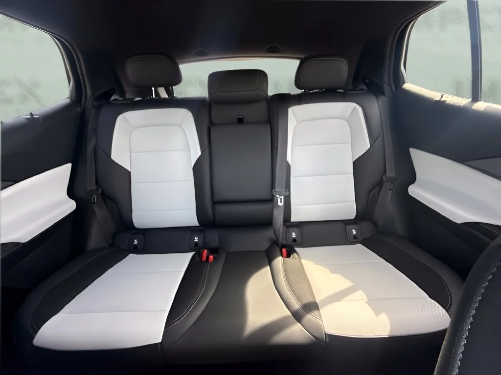 Used 2024 White Chevrolet LT image 11