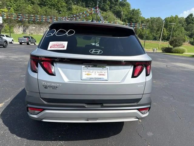 Used 2026 Silver Hyundai SEL image 6
