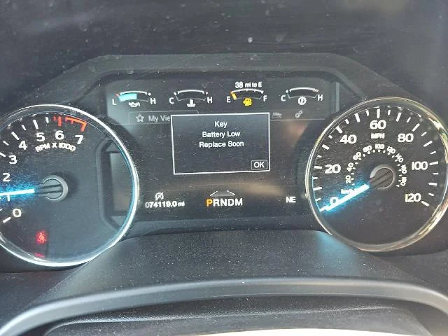 Certified Used 2019 Oxford White Ford Lariat image 27