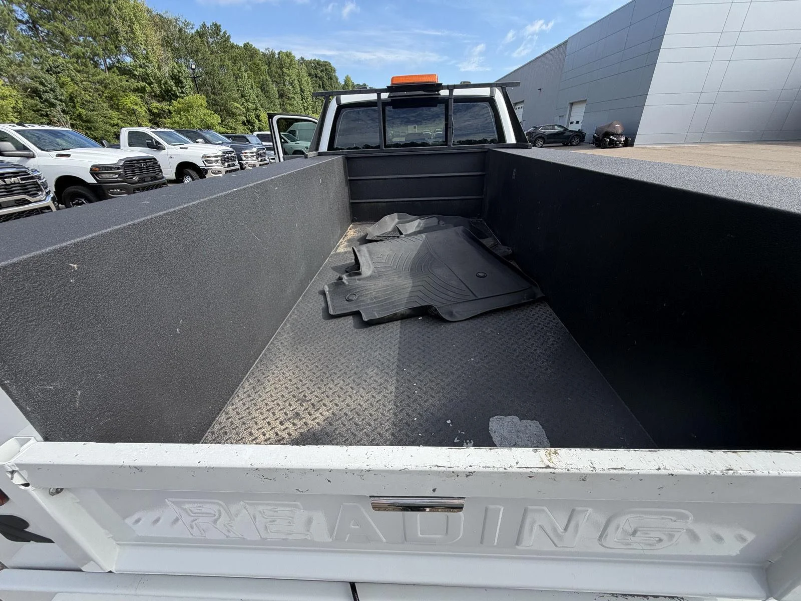 Used 2023 Oxford White Ford XL image 18