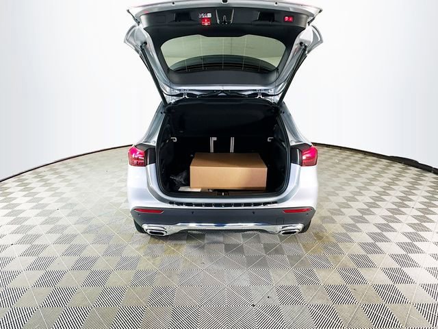New 2026 Cirrus Silver Metallic Mercedes-Benz GLA 250 image 55