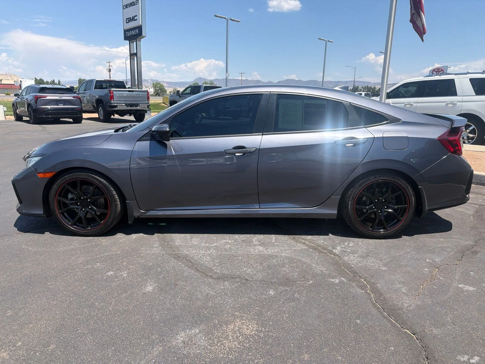 Used 2020 Silver Honda Si image 5
