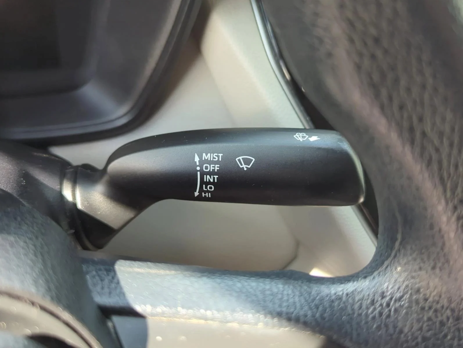 Used 2022 Jet Black Toyota L image 22