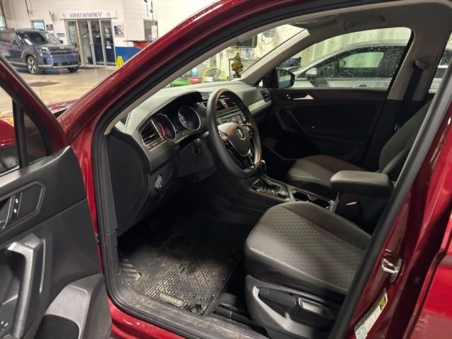 Used 2019 Cardinal Red Metallic Volkswagen 2.0T S image 15