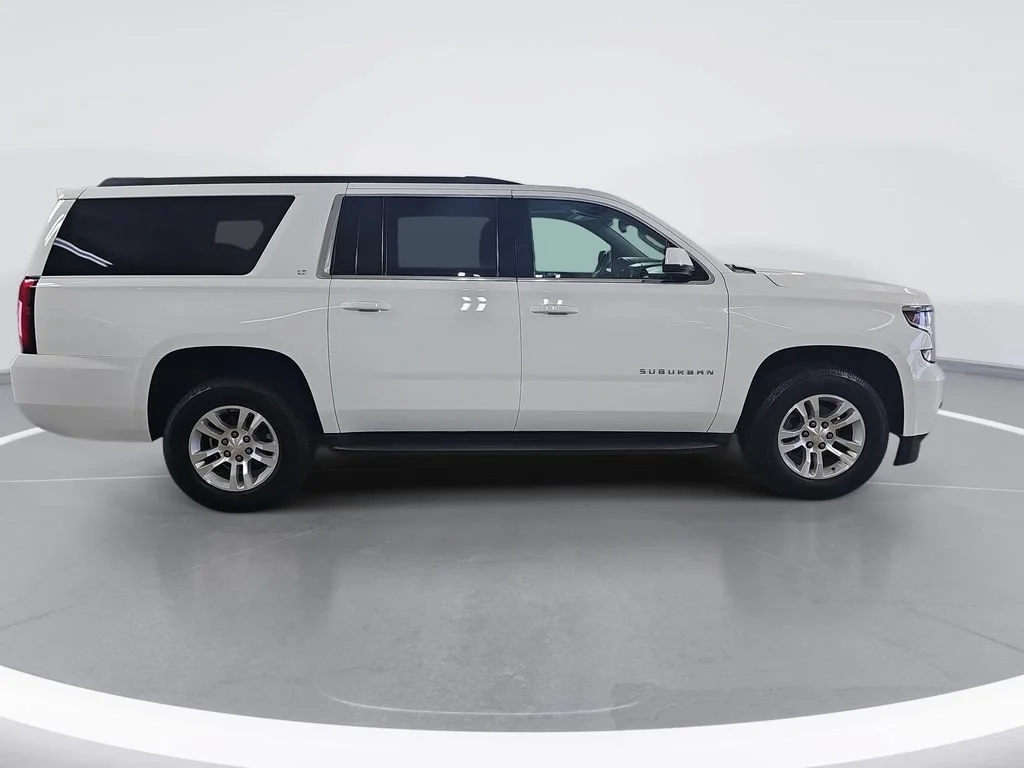 Used 2018 SUMMIT WHITE Chevrolet LT image 2