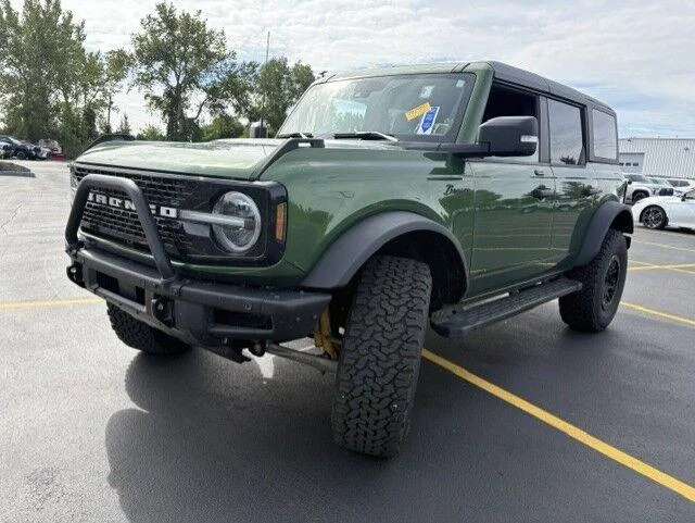 Used 2022 Eruption Green Ford Wildtrak Advanced image 7