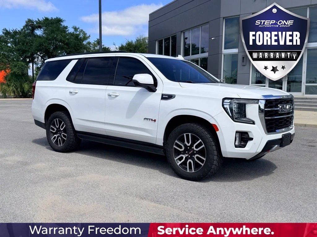Used 2023 White GMC AT4 image 8
