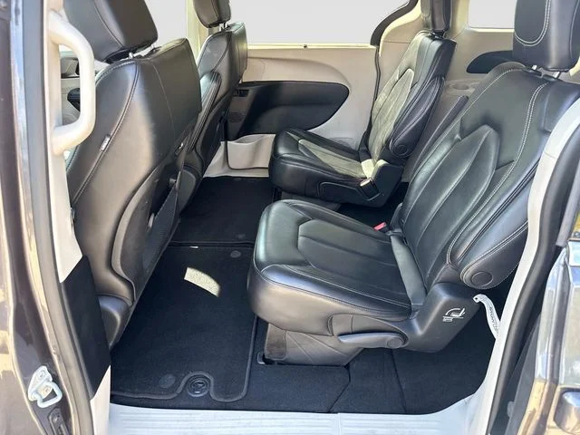 Used 2023 Gray Chrysler Touring L image 15