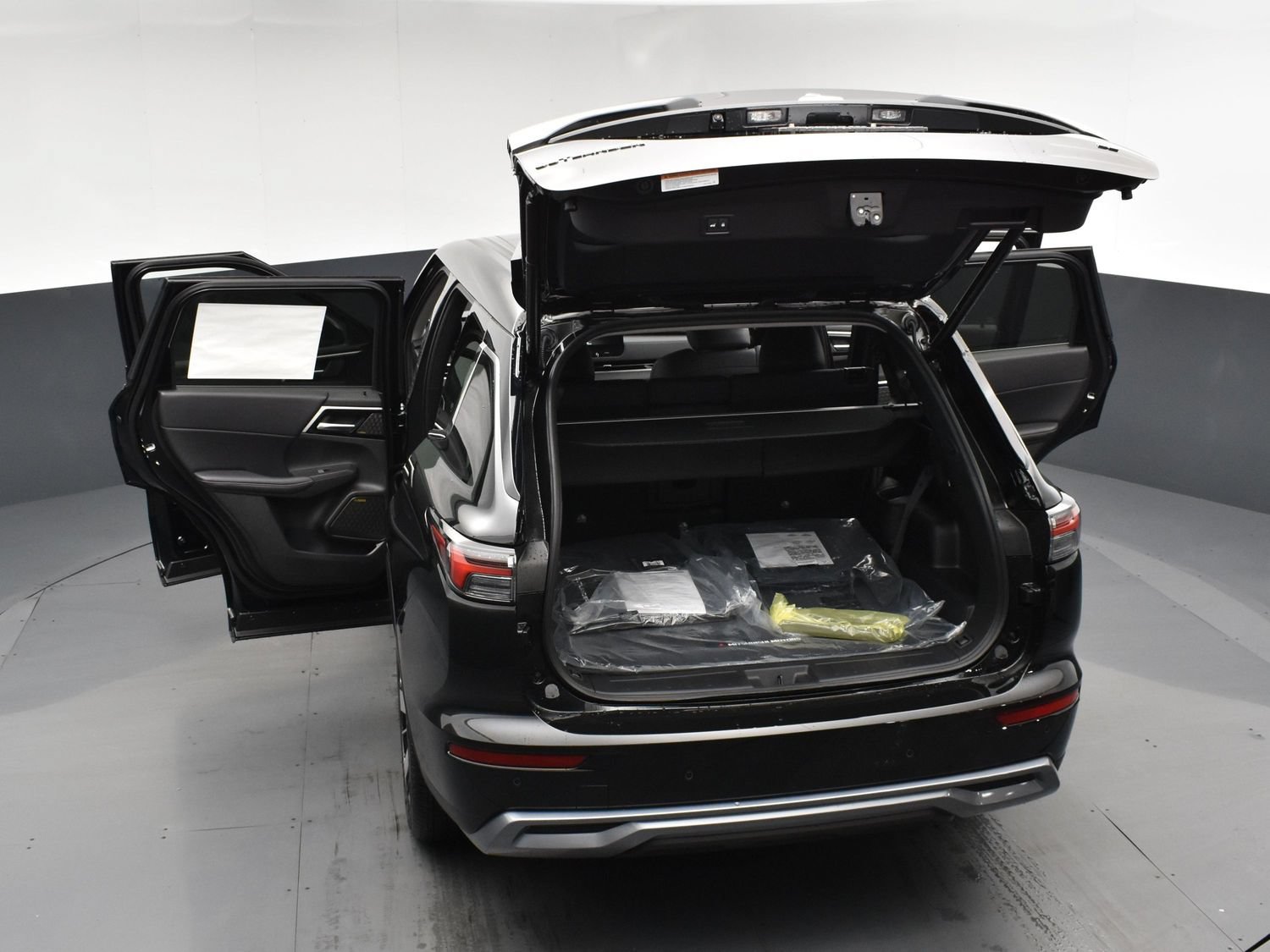 New 2026 Black Diamond Mitsubishi SE 1.5T S-AWC image 27