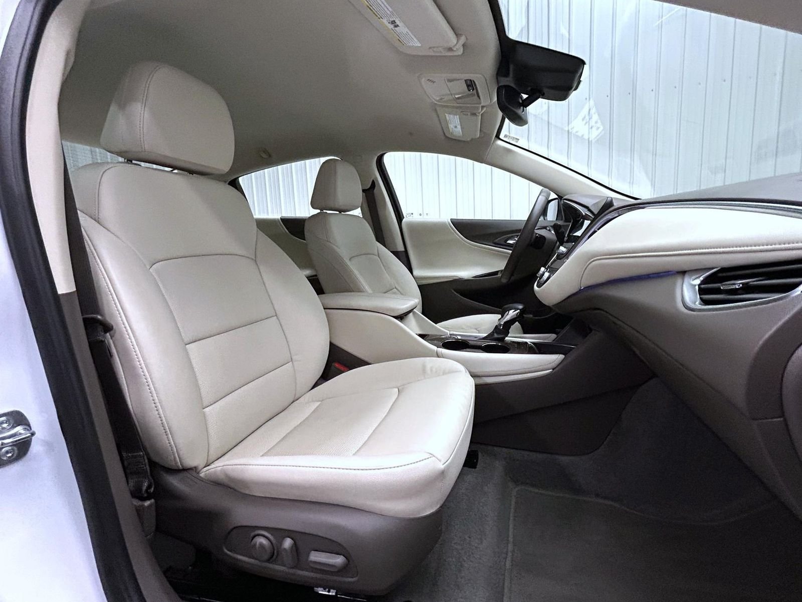 Used 2024 White Chevrolet LT image 15