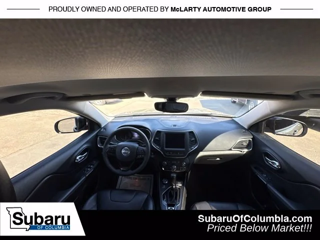 Used 2023 Gray Jeep Altitude image 21