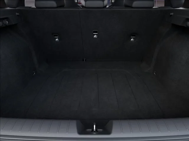 New 2026 Snow White Pearl Kia GT-Line image 19