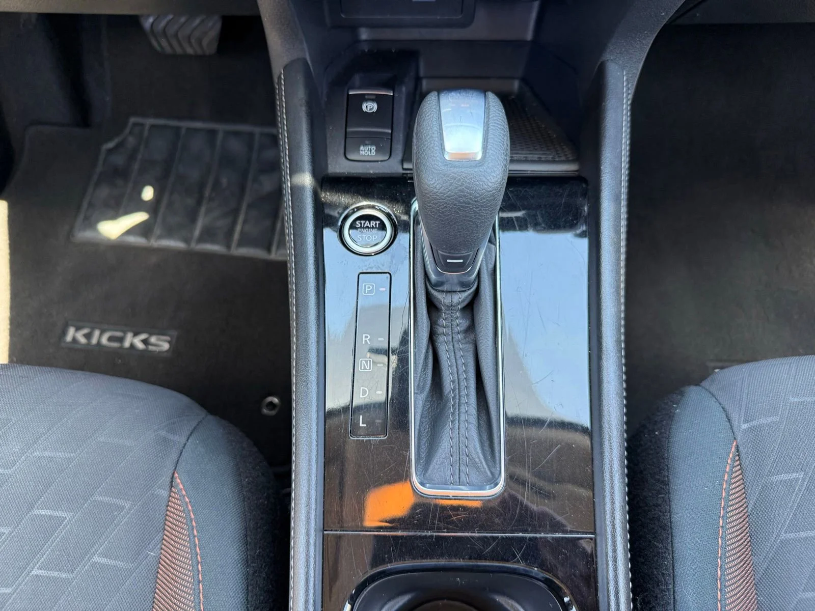 2024 Nissan Kicks SR - Photo 26
