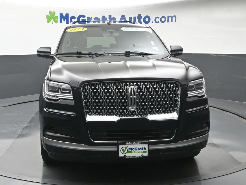 Used 2023 Black Lincoln Reserve image 6