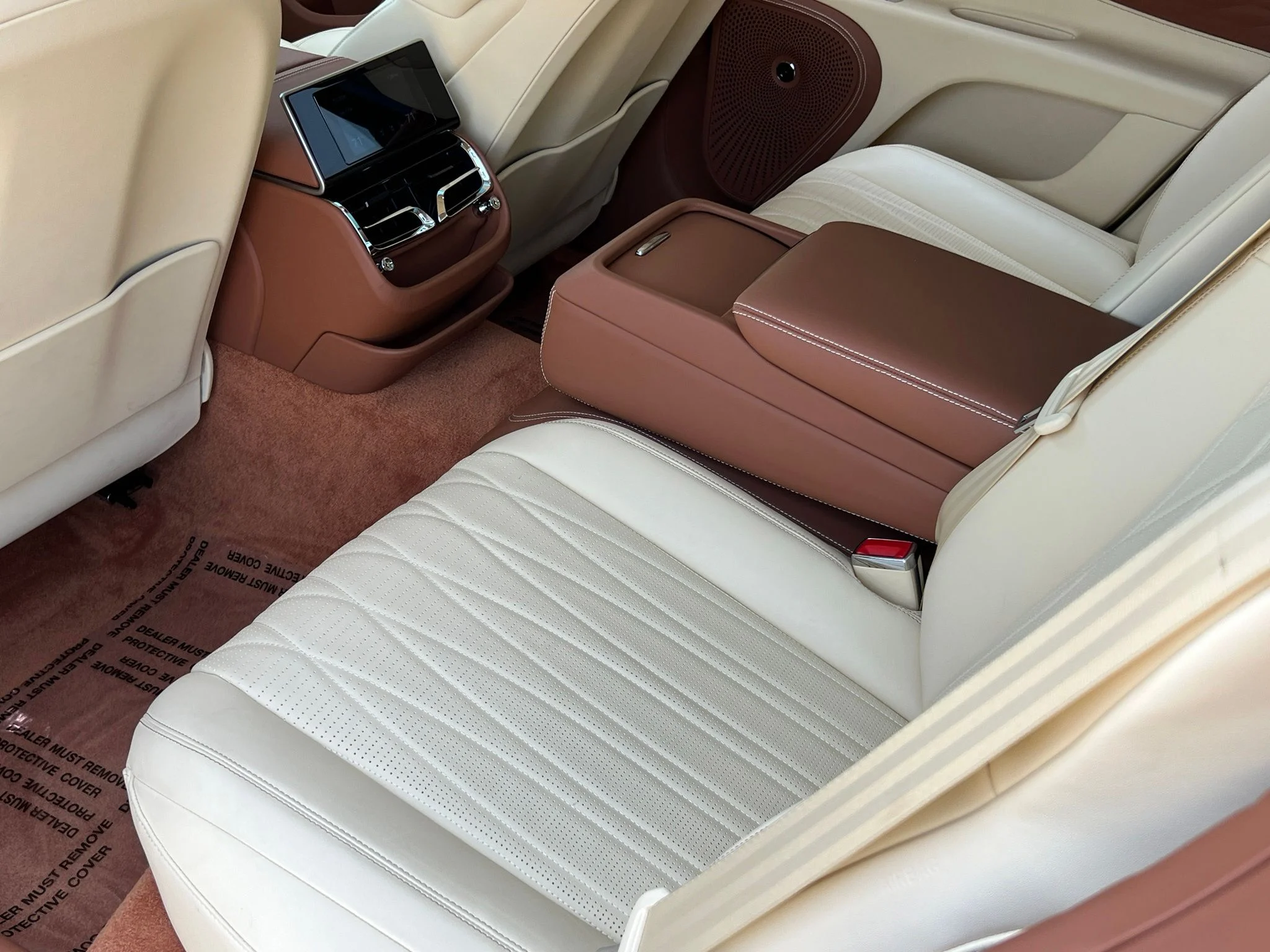 Used 2023 Gold Bentley Speed image 21