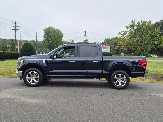 Used 2023 Blue Ford XLT image 10