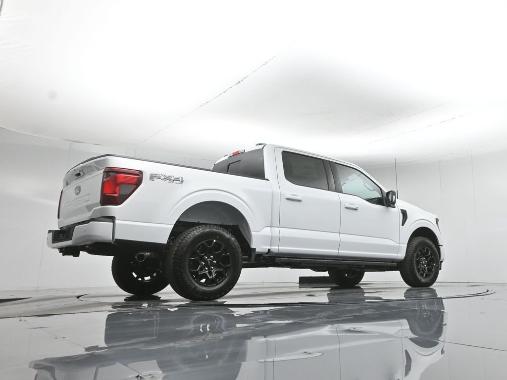 New 2026 Oxford White Ford XLT image 50