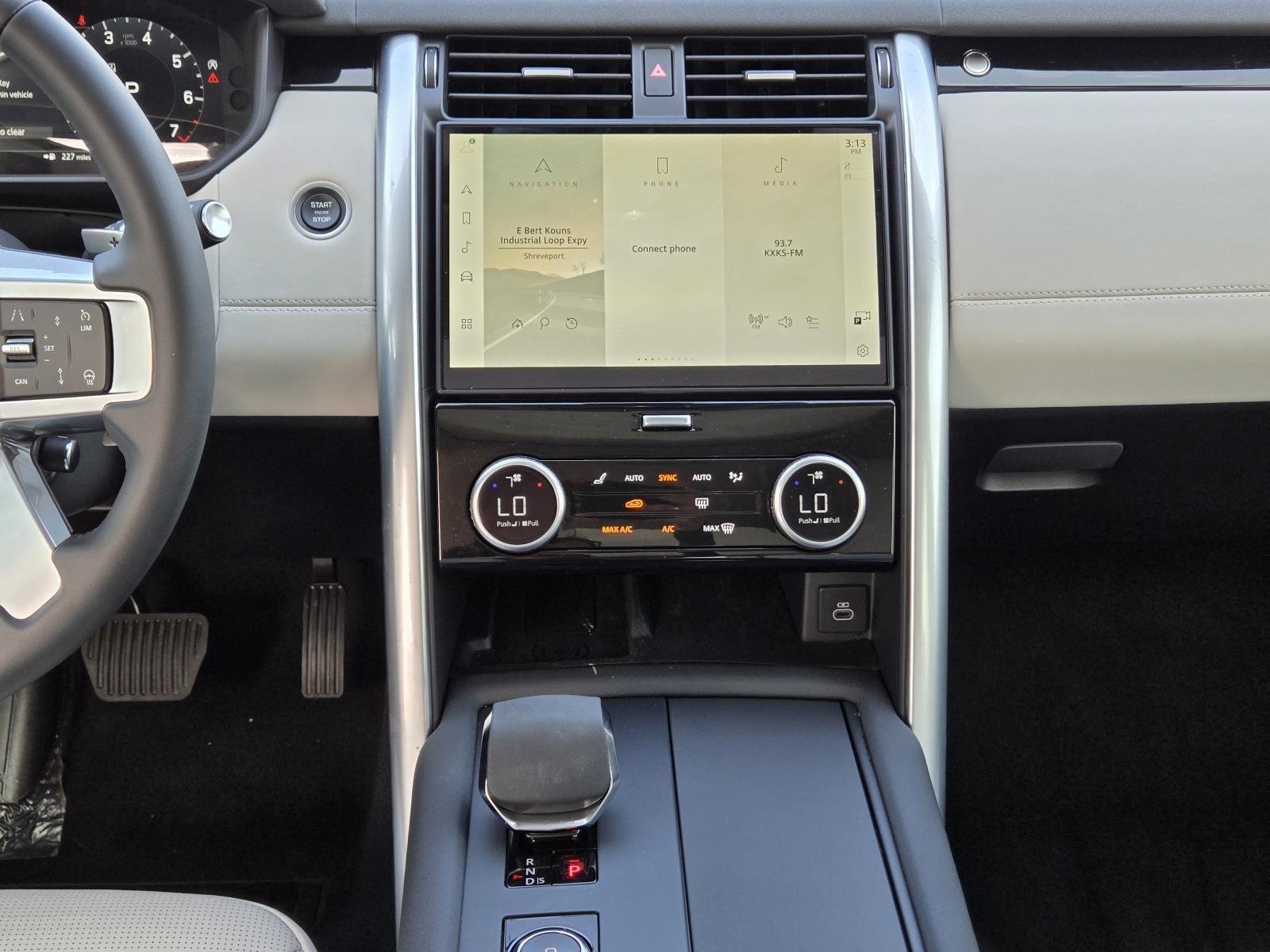 Used 2025 Varesine Blue Metallic Land Rover S image 22