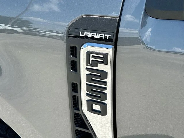 New 2026 Gray Ford Lariat image 19