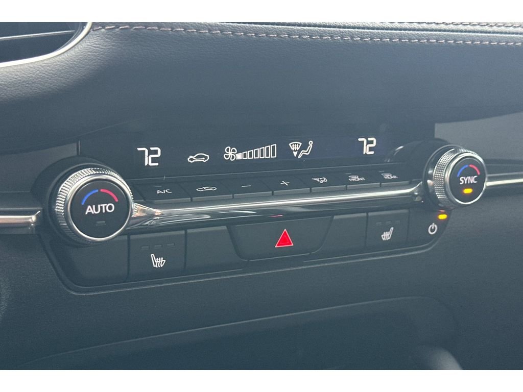 2026 Mazda Mazda3 Premium - Photo 18