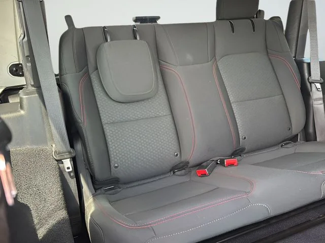 Used 2020 Gray Jeep Rubicon image 25