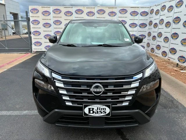 Used 2024 Super Black Nissan SV image 3