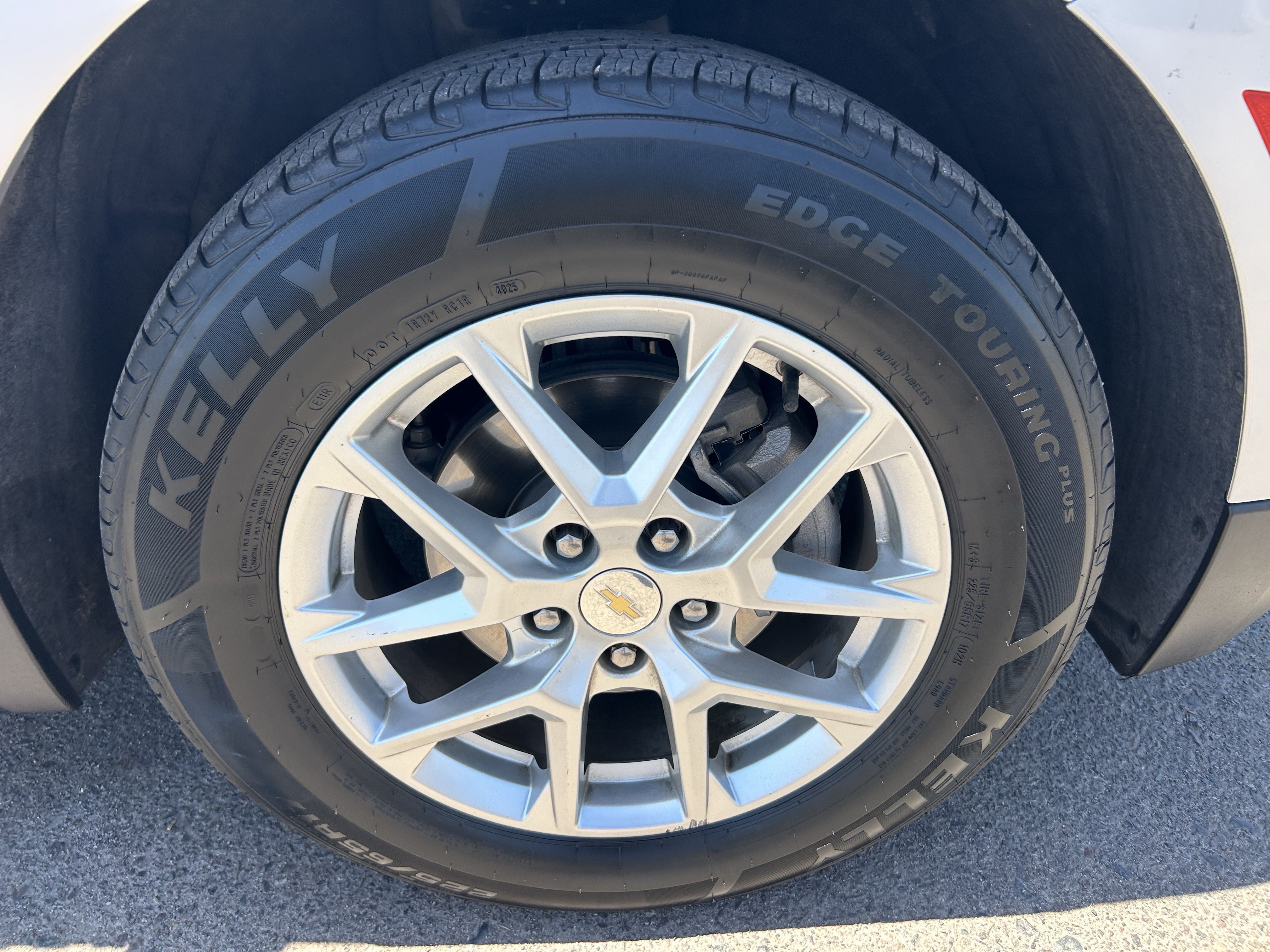 Certified Used 2022 Silver Ice Metallic Chevrolet LT image 9