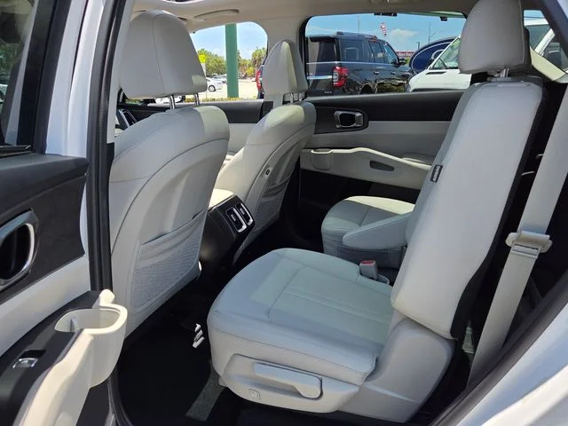Used 2024 White Pearl Kia X-Line EX image 11
