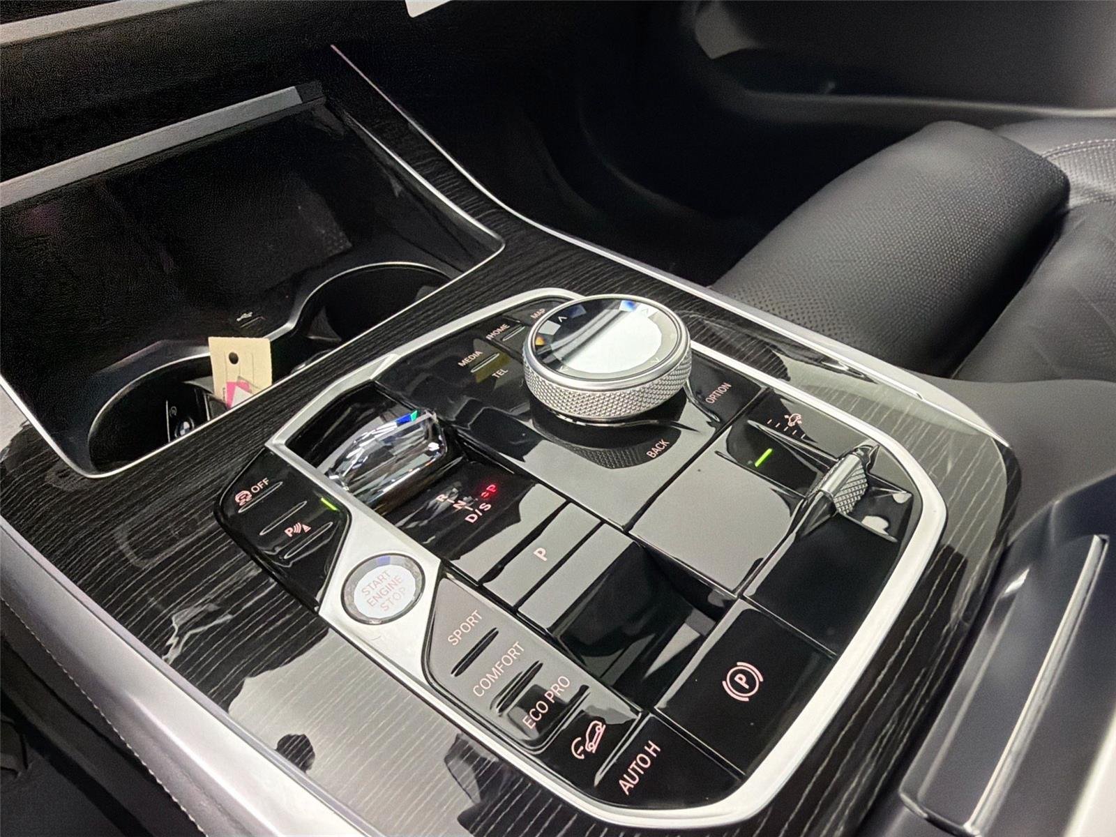 Certified Used 2026 Brooklyn Grey Metallic BMW xDrive40i image 15