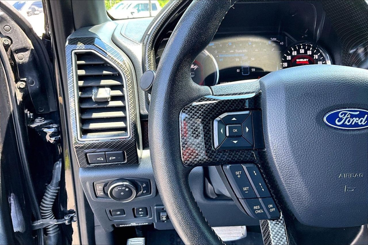 Used 2022 AGATE BLACK Ford LARIAT image 14