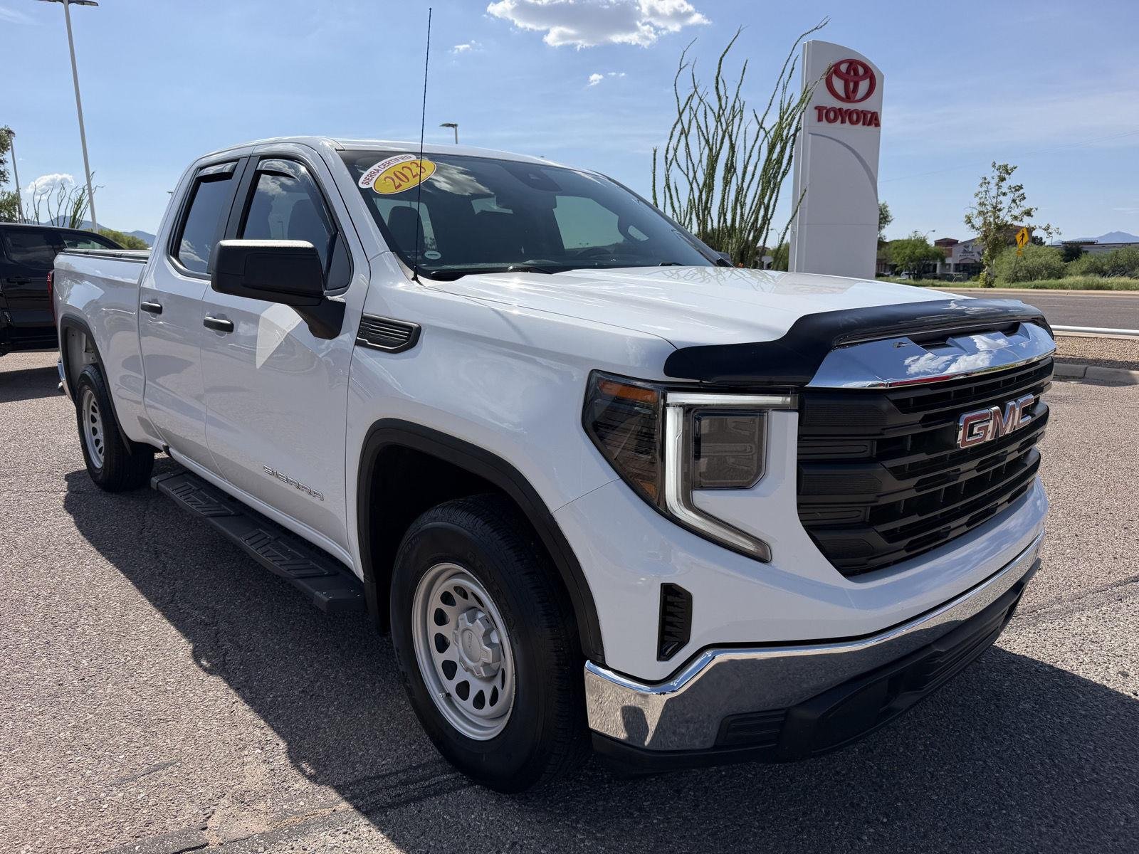 Used 2023 Summit White GMC Pro image 8