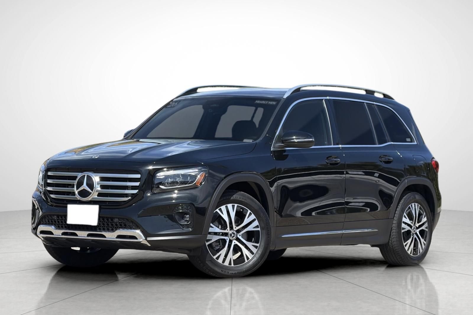 Courtesy Vehicle 2026 GLB 250 SUV