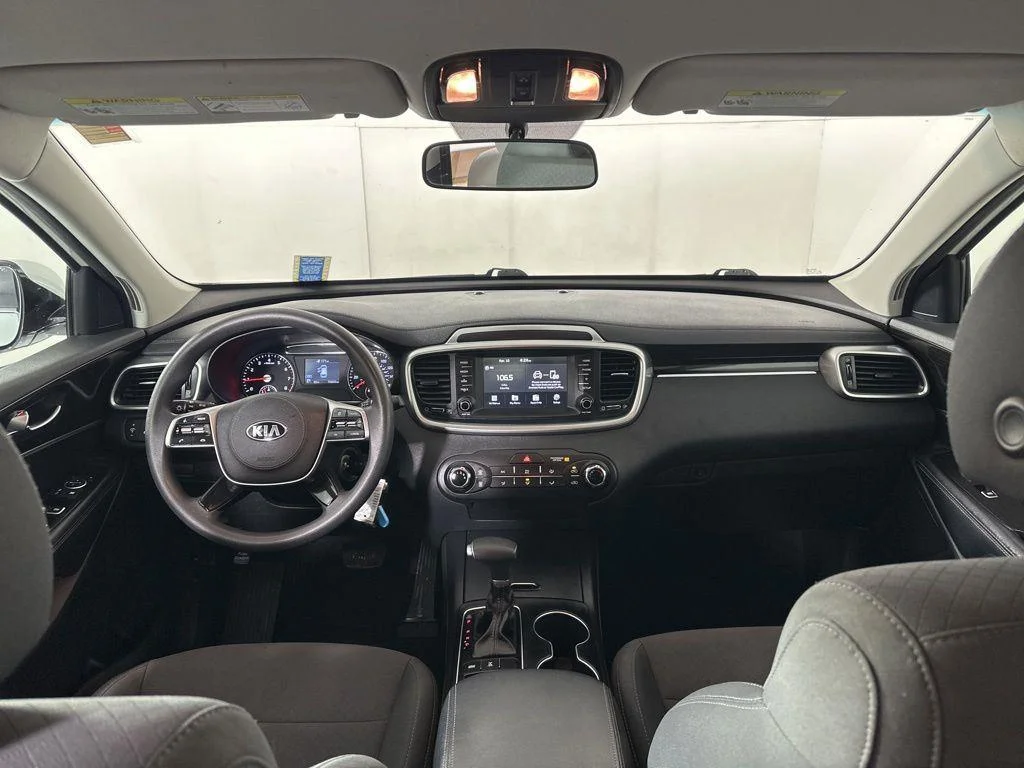 Used 2020 Snow White Pearl Kia LX image 2