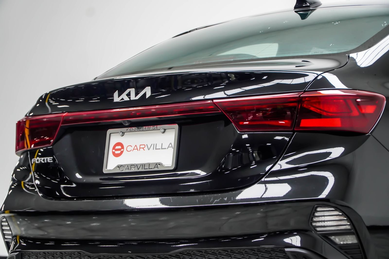 Used 2024 Black Kia LXS image 15