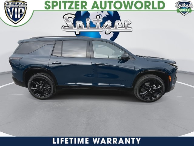 2027 Chevrolet Traverse photo 16 of 44