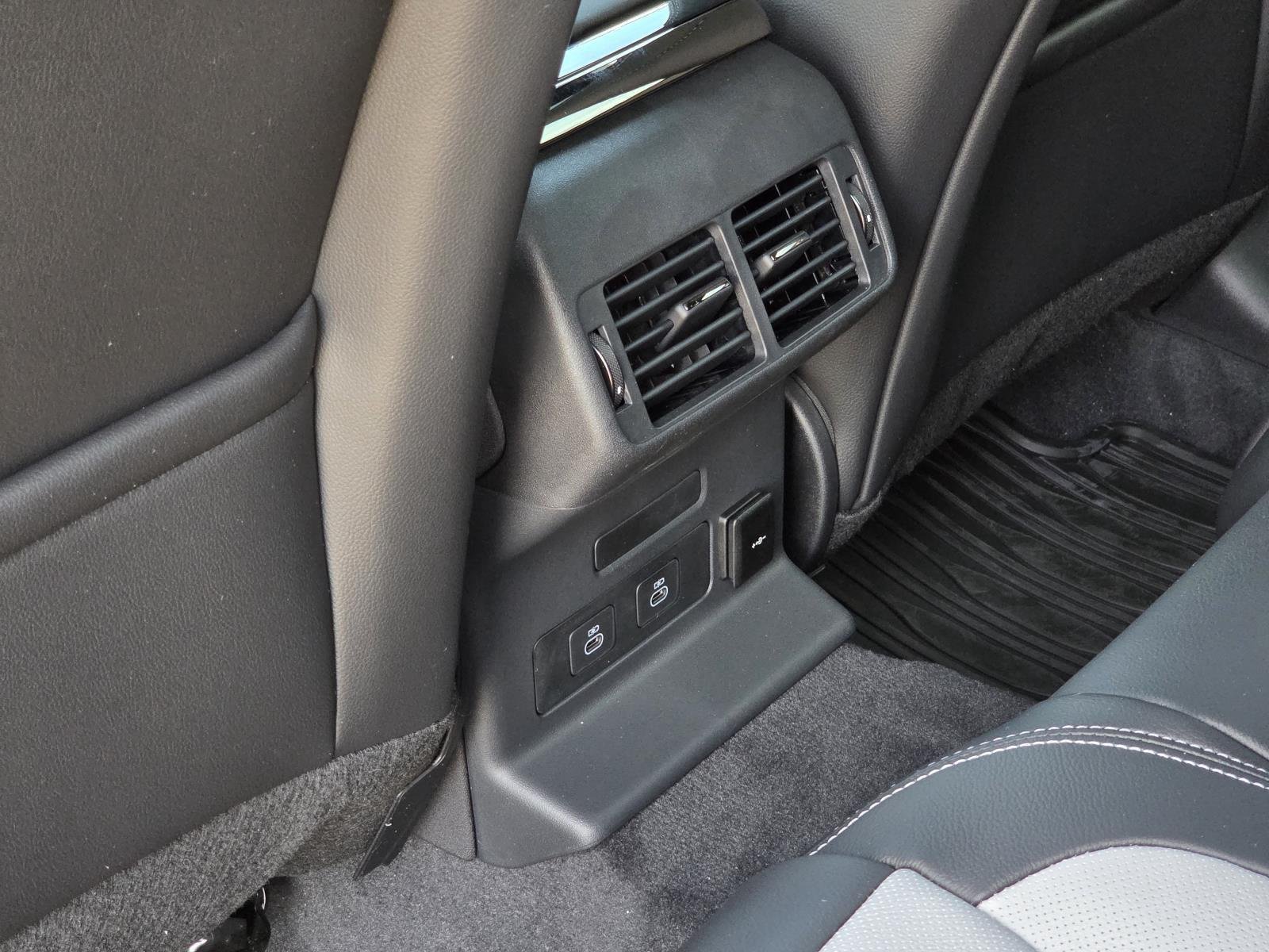 New 2026 Arroios Grey Land Rover Belgravia Edition image 37