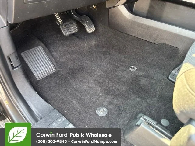 Used 2019 Gray Ford XLT image 27