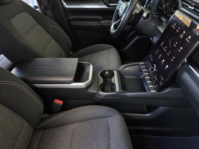 Used 2025 Ebony Twilight Metallic GMC Elevation image 38