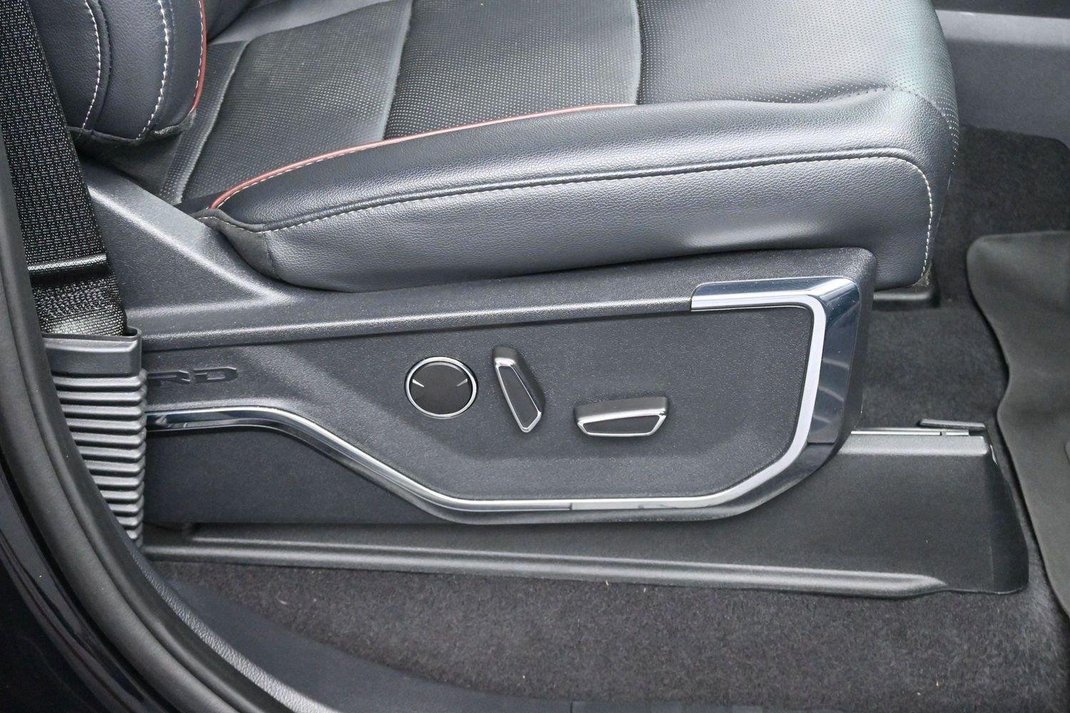 Used 2023 Agate Black Metallic Ford XL image 36