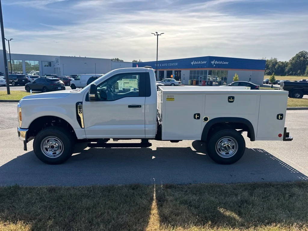 New 2026 White Ford XL image 4