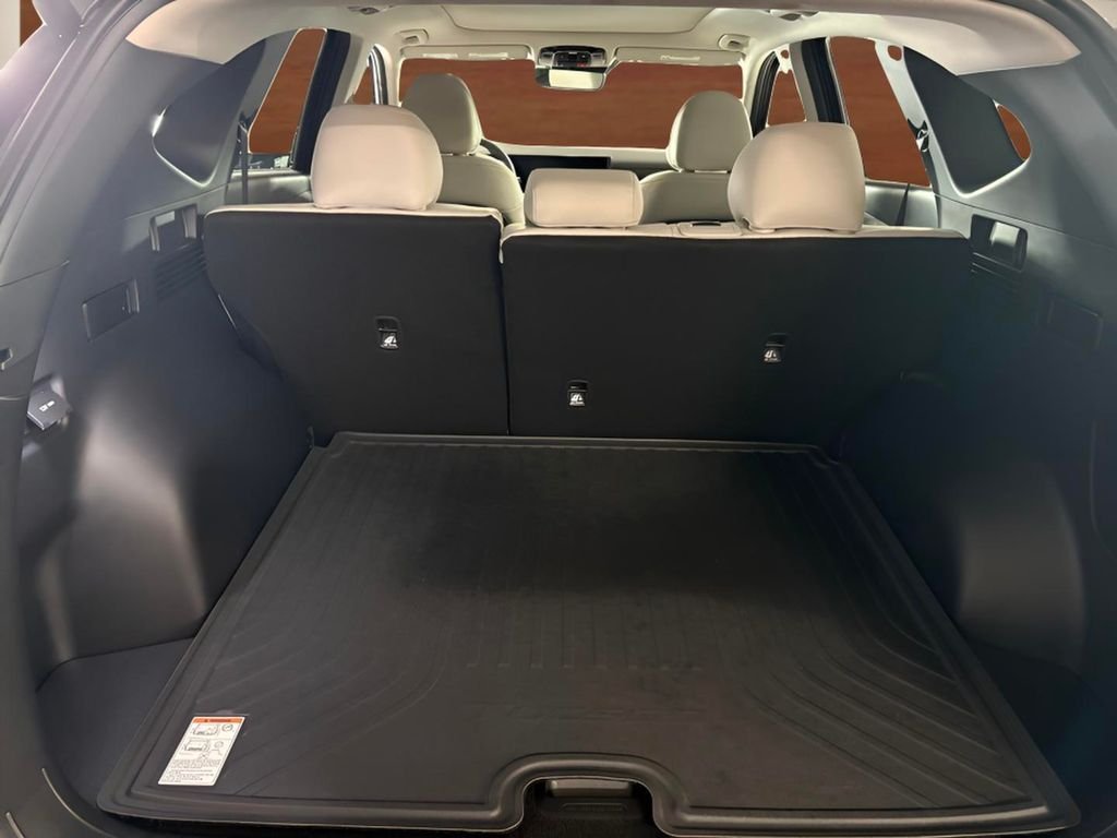 Certified Used 2025 Black Hyundai Limited image 27
