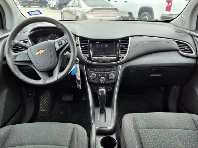 Used 2020 SUMMIT WHITE Chevrolet LS image 11