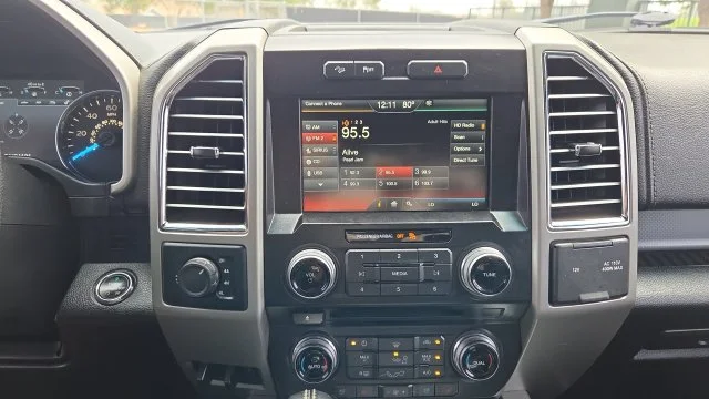Used 2015 Black Ford  image 16